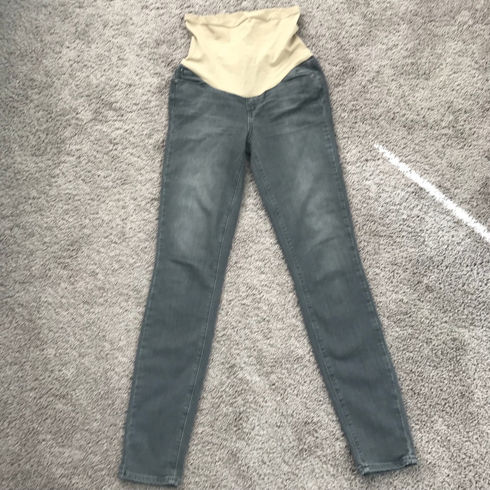 A Pea in a pod x Paige Verdugo skinny jeans